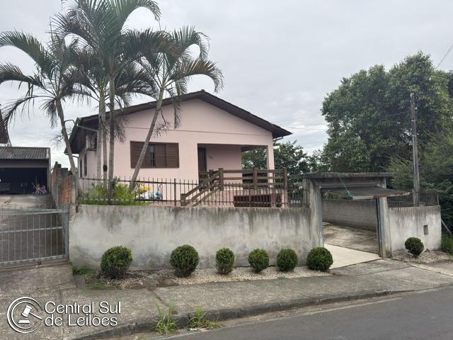 Imóvel com área de 370,50m², com edificação, bairro raichaski, no município de içara/sc