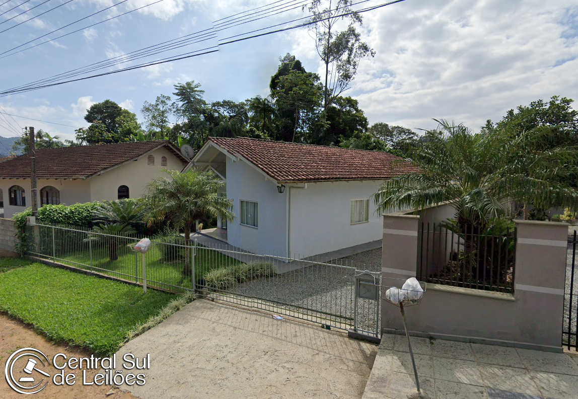 Casa no Barra do Rio Cerro (foto 2 de 7)