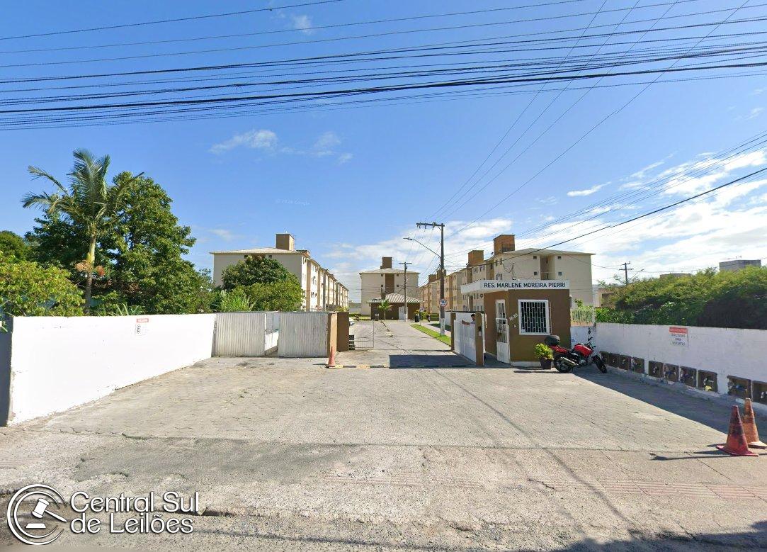 Apartamento no Barra do Aririú (foto 2 de 4)