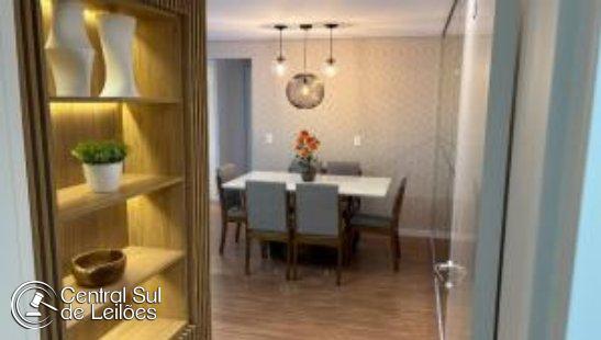 Apartamento com 3 quartos no Panazzolo (foto 3 de 9)