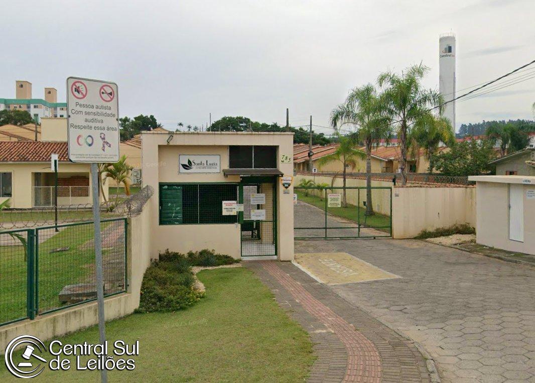 Casa com 2 quartos no Mina União (foto 2 de 3)