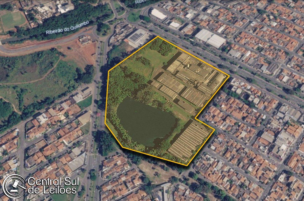 Galpão no Jardim Santa Terezinha (foto 7 de 9)