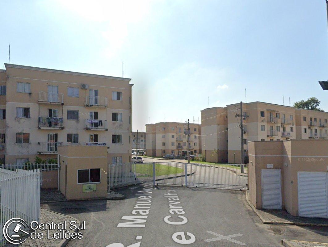 Apartamento no João Costa (foto 2 de 3)