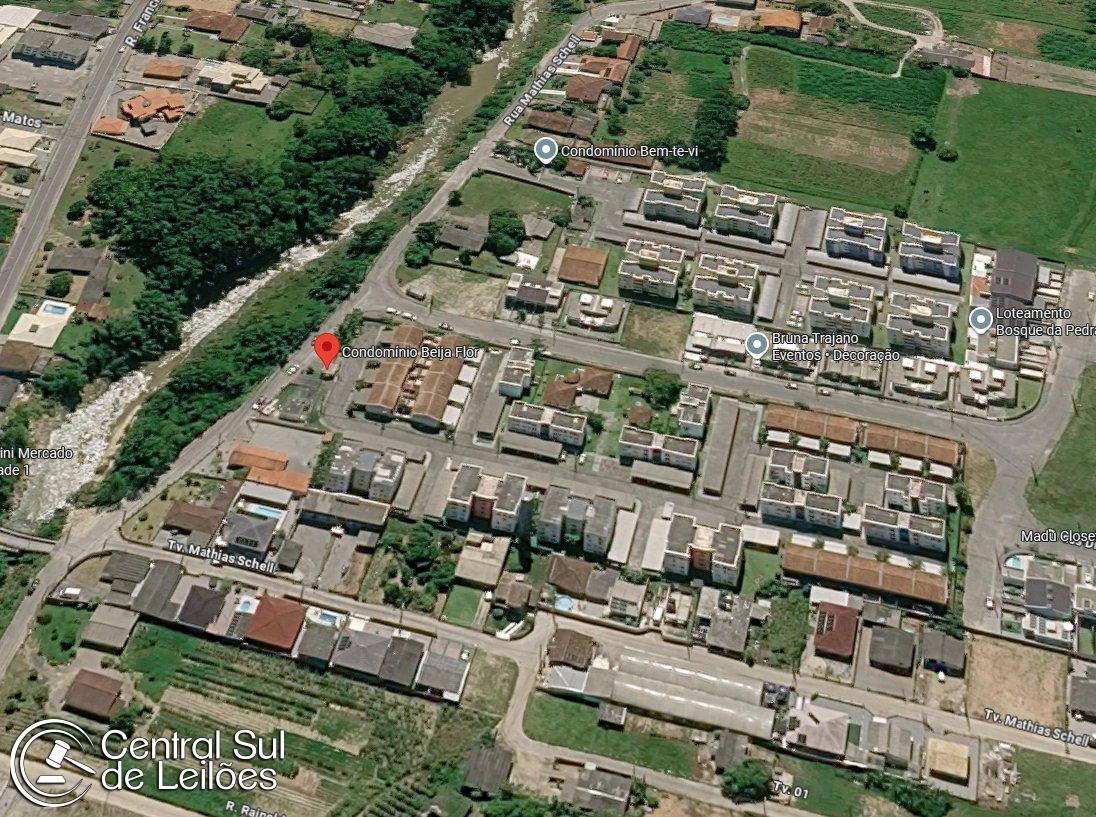 Apartamento com 3 quartos no Sertão do Maruim (foto 2 de 3)