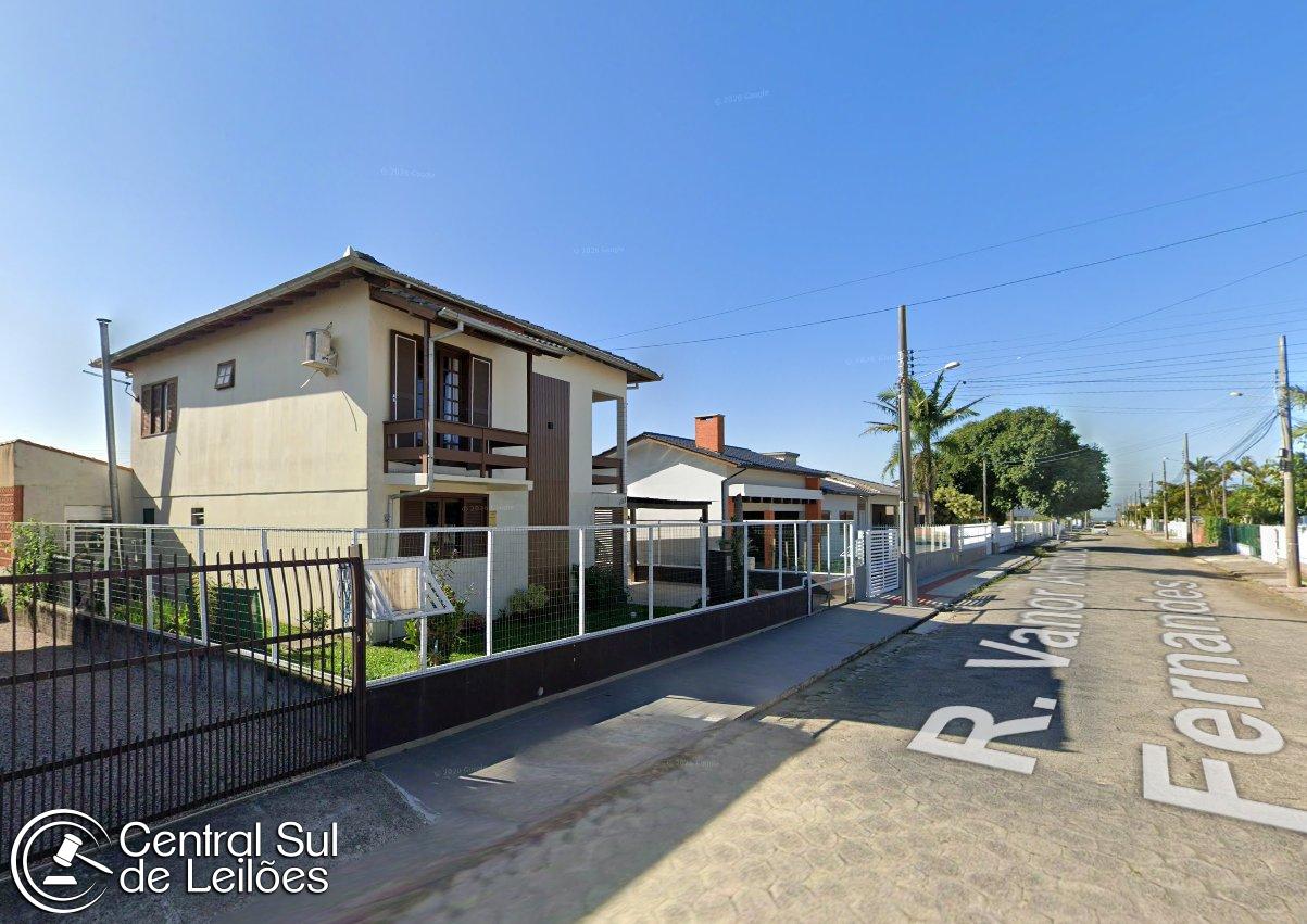 Casa no Zona Sul (foto 2 de 6)