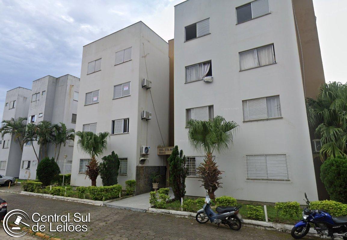 Apartamento no Santo André (foto 2 de 4)