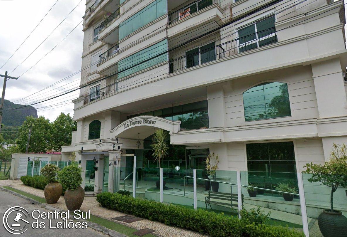 Imagem do imóvel Apartamento nº 104, no Cond. Res. La Pierre Blanc, bairro Fazenda, em Palhoça/SC